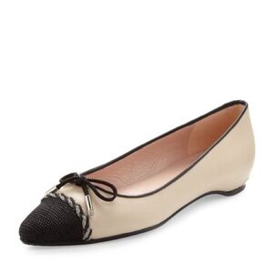 Like New Stuart Weitzman Capricorn Shoes - Size 7M